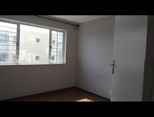 2 BEDROOM APARTMENT RENTED IN AMANZIMTOTI